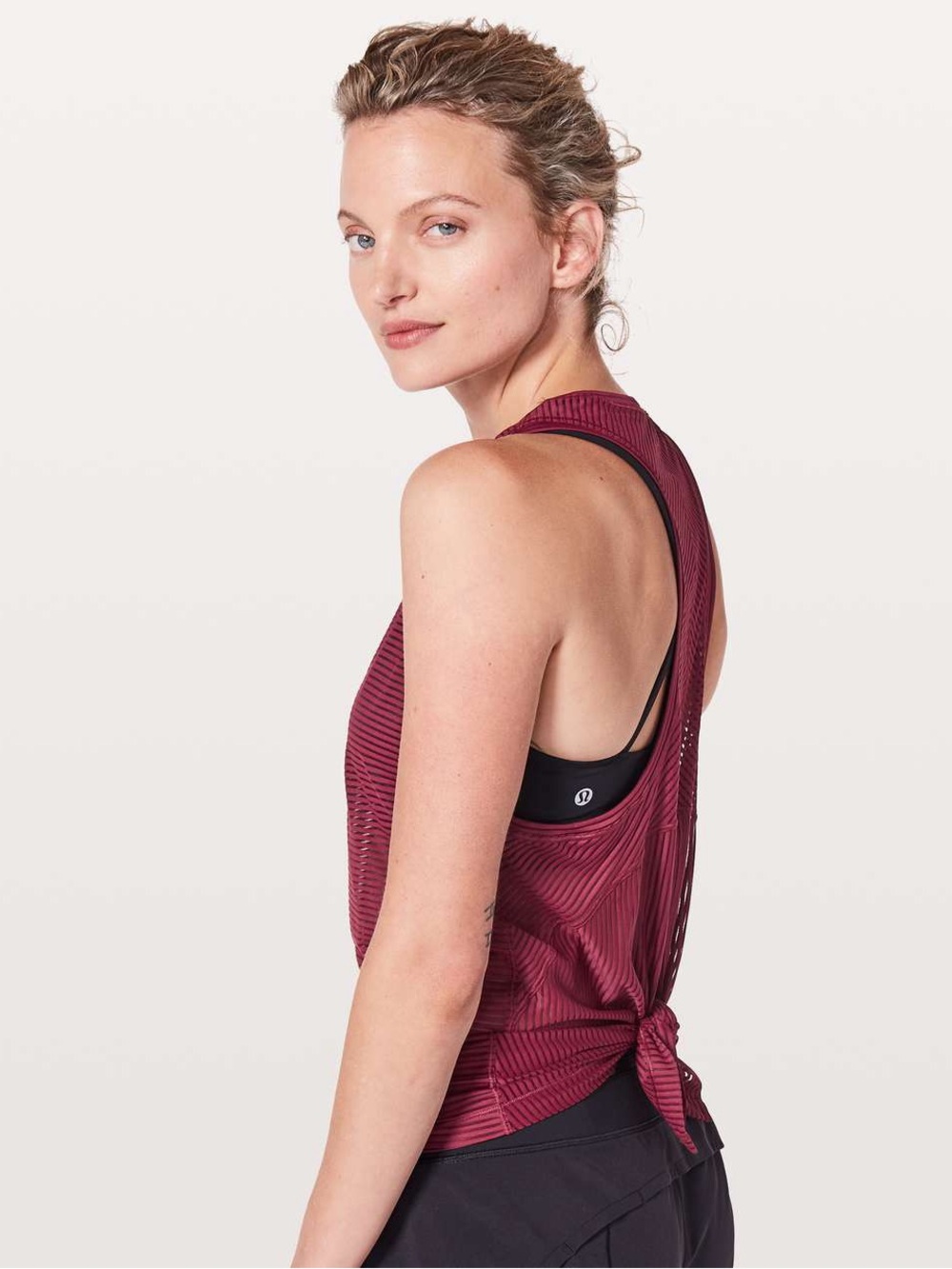 Lululemon Miles Ahead Red striped tank top size small